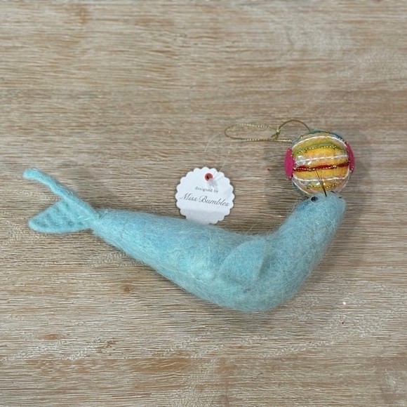 NWT Anthropologie Miss Bumbles Circus Fun Seal Ornament Rare Out of Stock - Picture 4 of 8